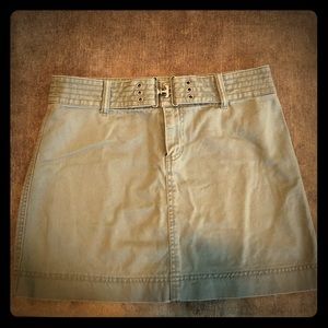 AE olive skirt, size 4